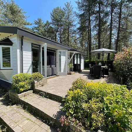 Luxe Vakantiehuis In Het Bos Overbroek Luaran gambar